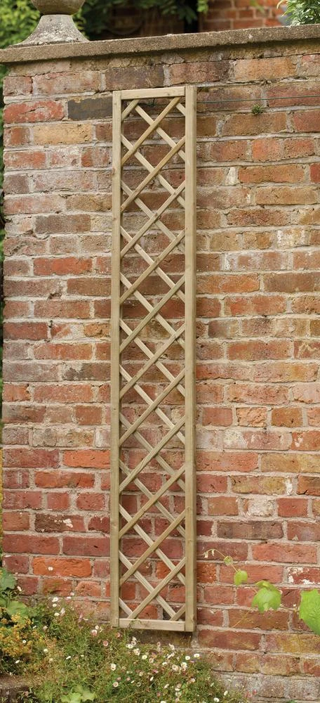 Forest Garden Hidcote Lattice 1800 x 300mm (6 Pack) Forest Garden Hidcote Lattice 1800 X 300mm (6 Pack) -Howarth Timber Shop RFL03 2.jpg 98737.1755762866